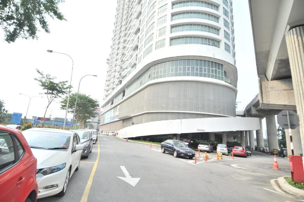 Amazing KLCC View @ Regalia Residence Kuala Lumpur Bagian luar foto